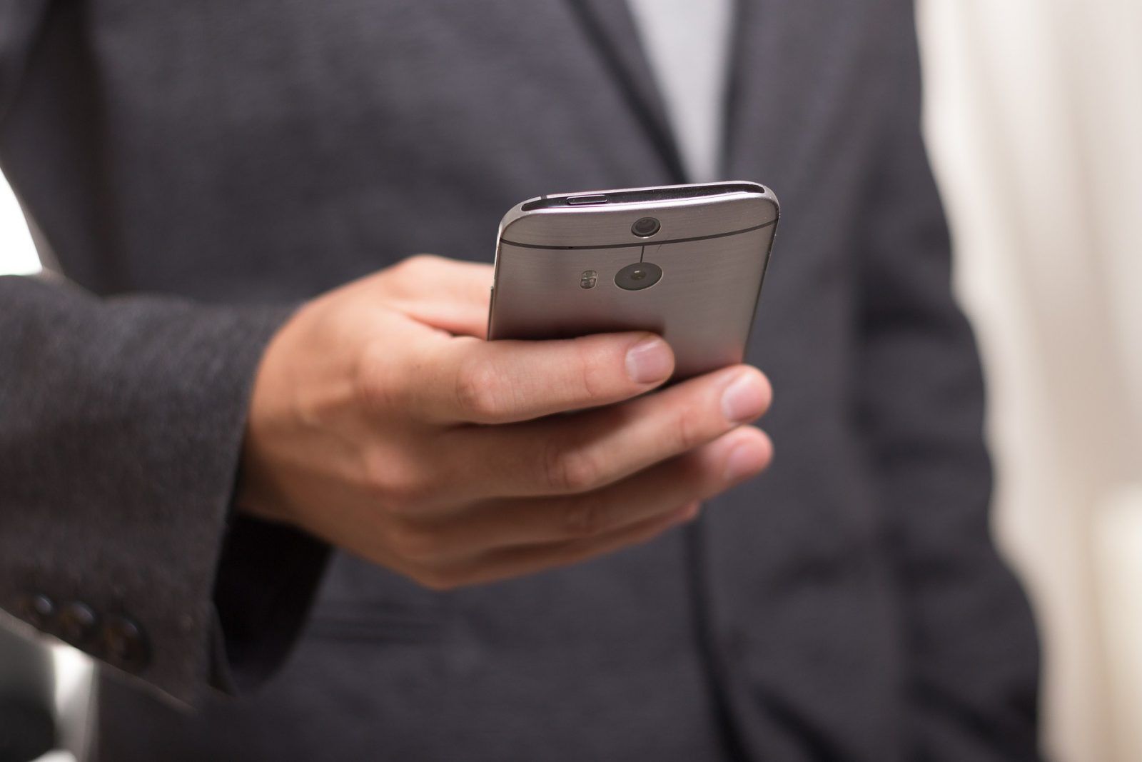telefoane utile